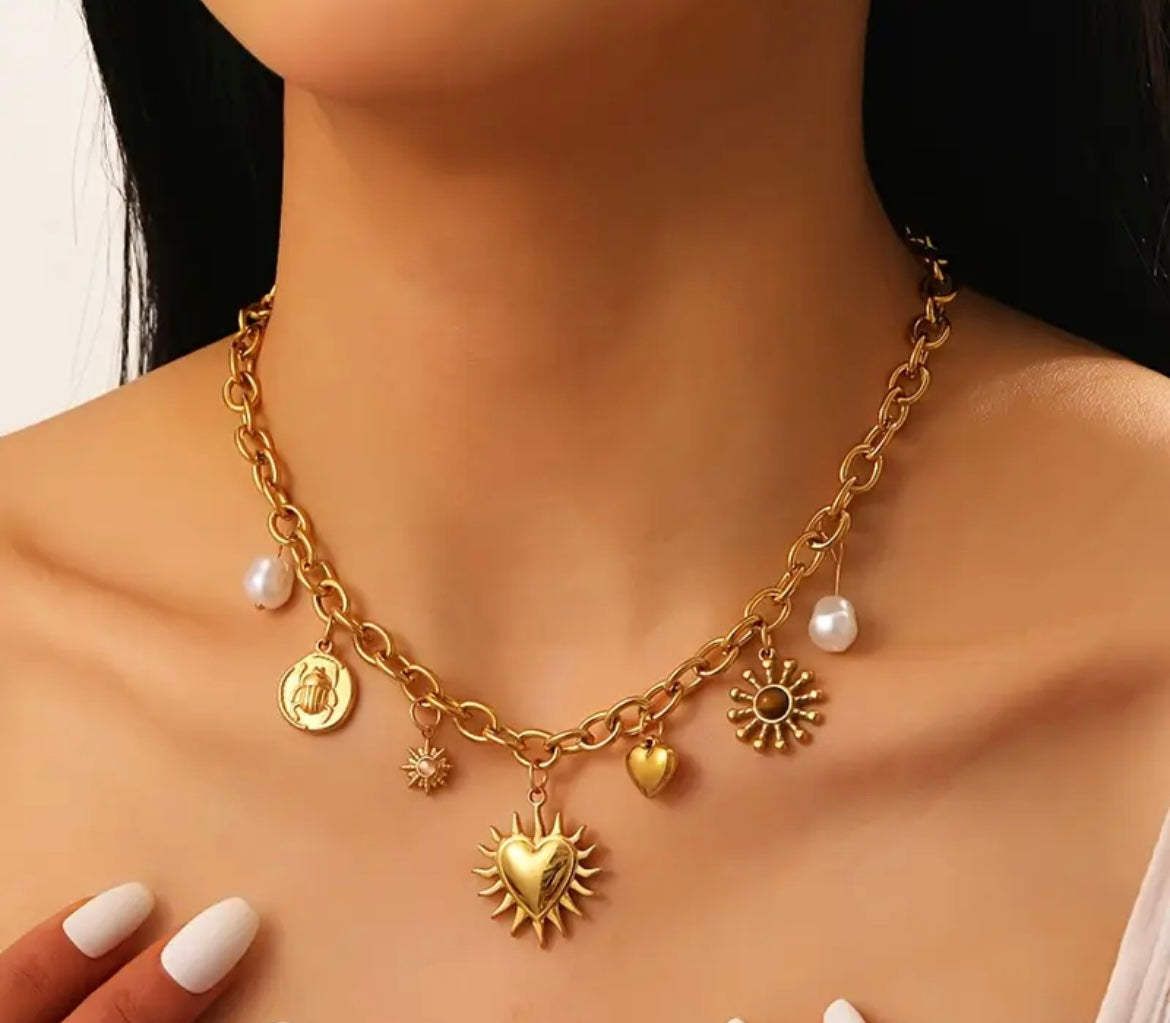 $12.990 💛 Collar Dorado Sol & Corazón – Áurea Tienda