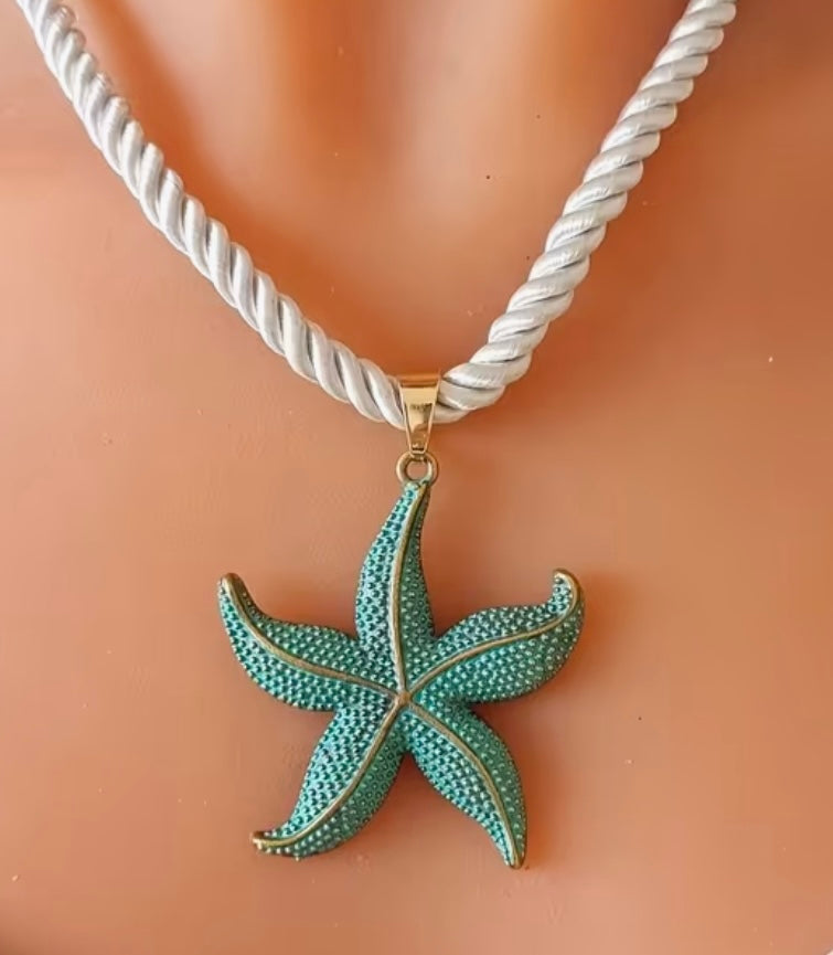 $10.990 🩵 Collar Estrella Turquesa – Brillo del Mar