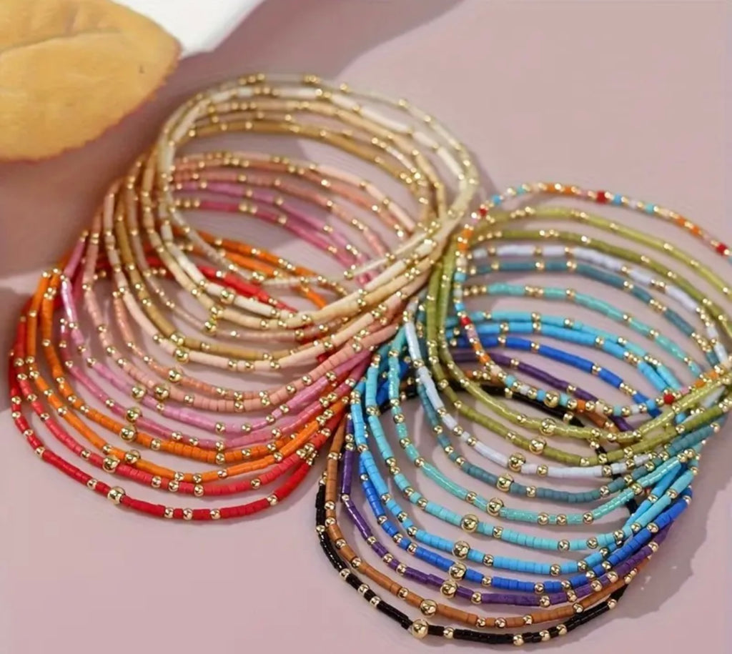 $9.990 🪶 Pack Pulseras Boho Doradas – Áurea Tienda