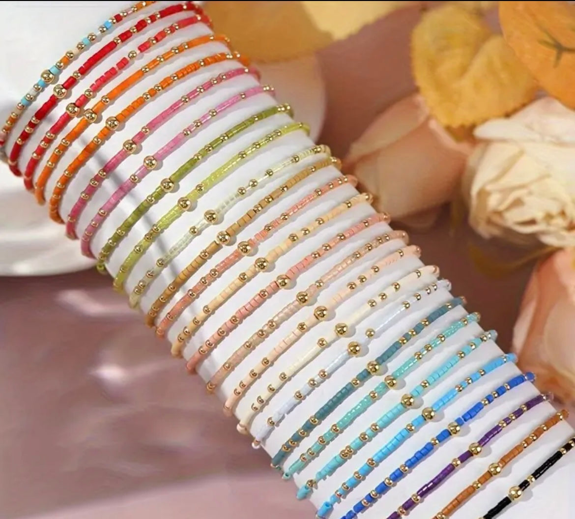 $9.990 🪶 Pack Pulseras Boho Doradas – Áurea Tienda