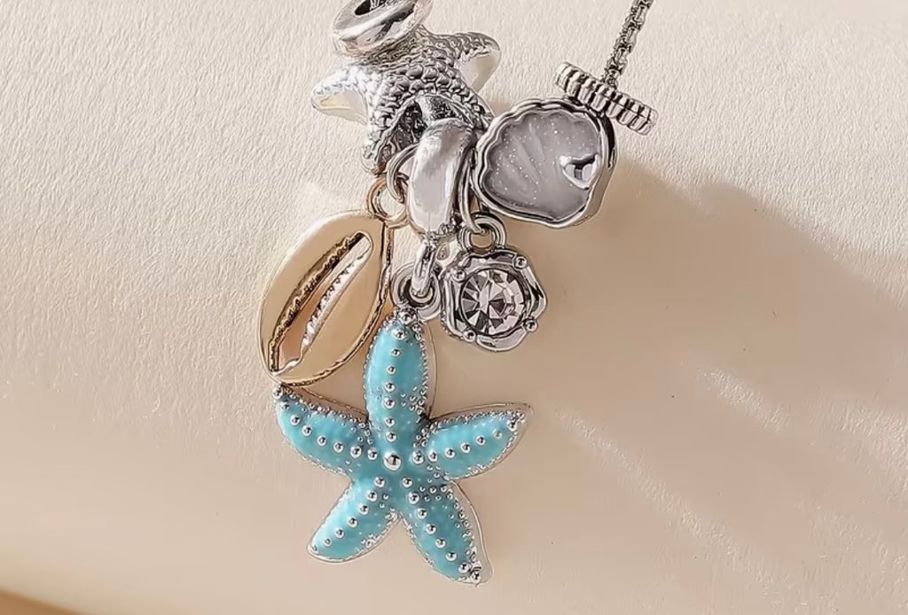 $10.990 💎 Collar “Olas del Alba”