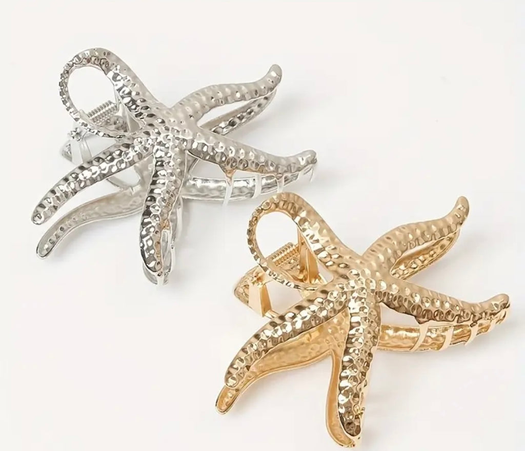 $9.990 Pinza de Pelo Estrella de Mar Dorada o Plateada 🌊 ⭐️ – Summer Collection