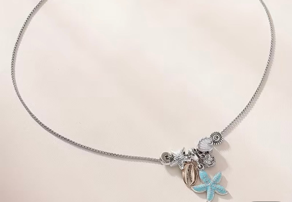 $10.990 💎 Collar “Olas del Alba”